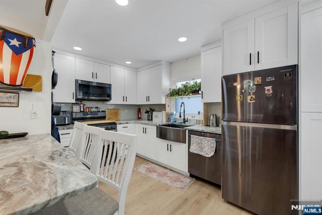 45 Howard Avenue, Rochelle Park, NJ 07662