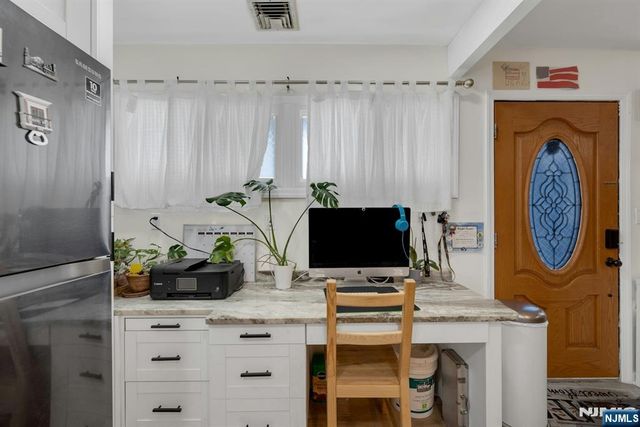 45 Howard Avenue, Rochelle Park, NJ 07662