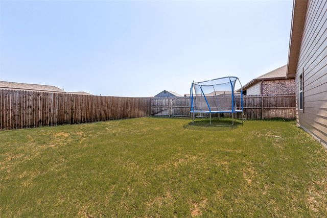 2425 Russell Street, Crandall, TX 75114