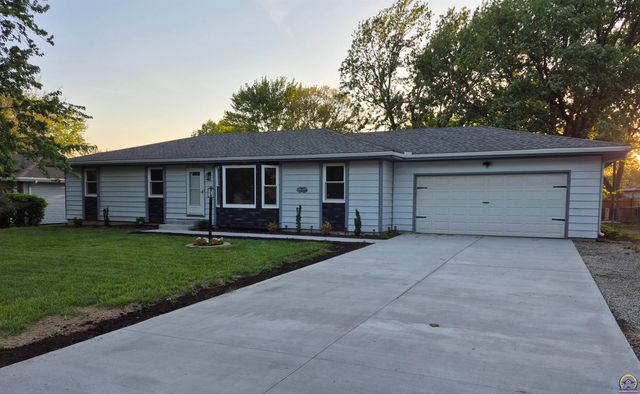 3213 SE Burton ST, Topeka, KS 66605