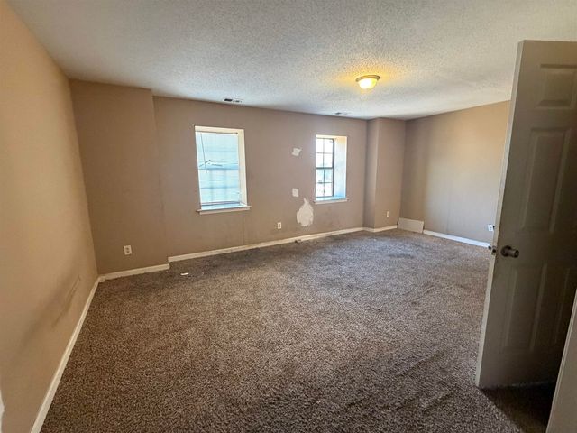 1677 BEAVER TRAIL DR, Memphis, TN 38016