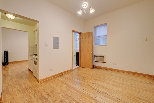 4518 N Sheridan Road 1E, Chicago, IL 60640