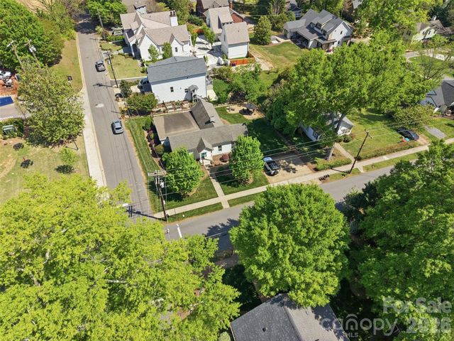303 South Street, Davidson, NC 28036