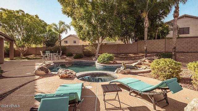 25832 N 67TH Lane, Peoria, AZ 85383