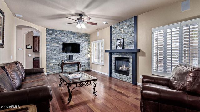 25832 N 67TH Lane, Peoria, AZ 85383