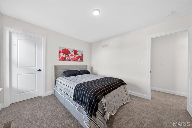 378 Valley Bluff Drive, Wentzville, MO 63385