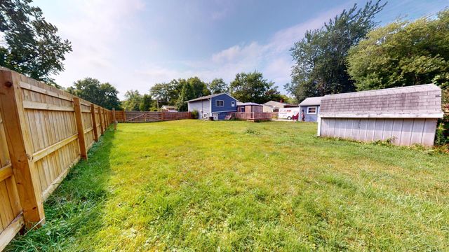 327 S 18th Street, Chesterton, IN 46304