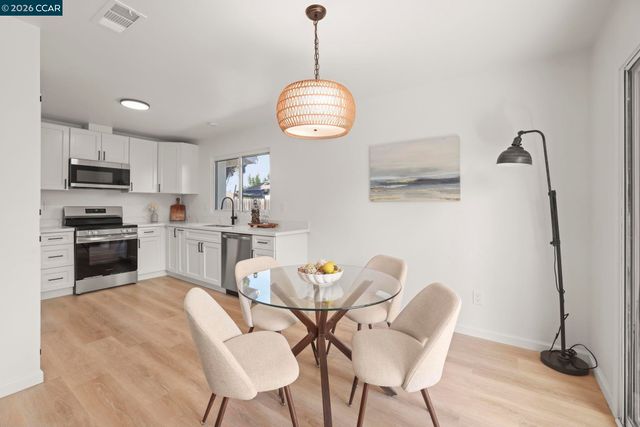 2121 Apricot Court, Pittsburg, CA 94565