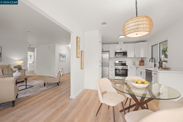 2121 Apricot Court, Pittsburg, CA 94565