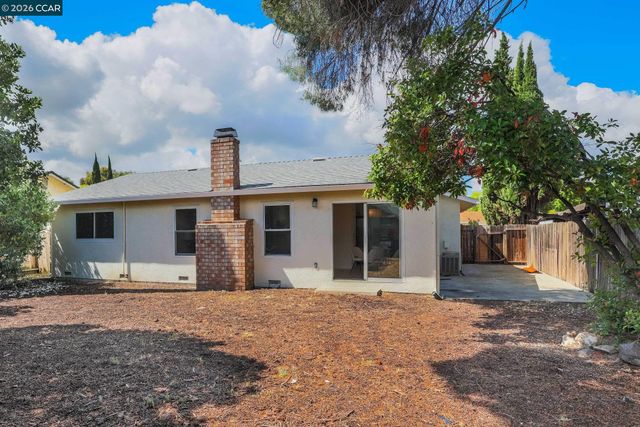 2121 Apricot Court, Pittsburg, CA 94565