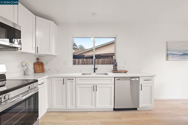 2121 Apricot Court, Pittsburg, CA 94565