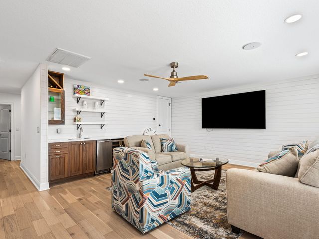 233 Maddox Street, Santa Rosa Beach, FL 32459