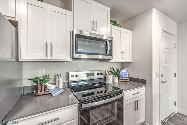 9674 Horseshoe Canyon Street, Las Vegas, NV 89178