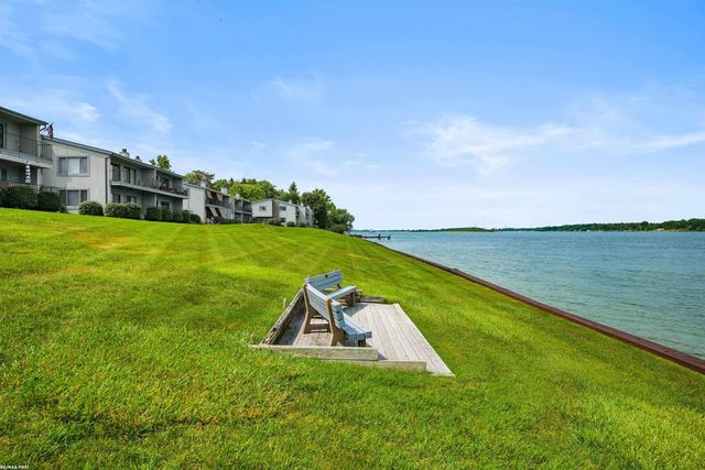 1715 River Road 55, Saint Clair, MI 48079