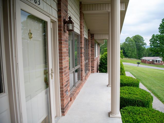 263 Browning Loop, Pineville, KY 40977