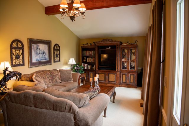 263 Browning Loop, Pineville, KY 40977