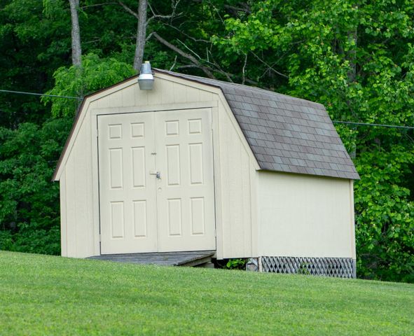 263 Browning Loop, Pineville, KY 40977