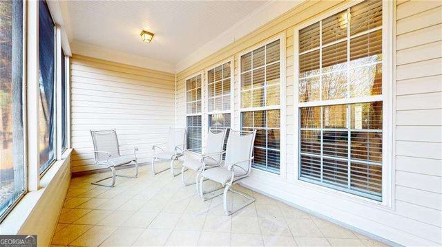 933 Santa Anita Drive, Woodstock, GA 30189