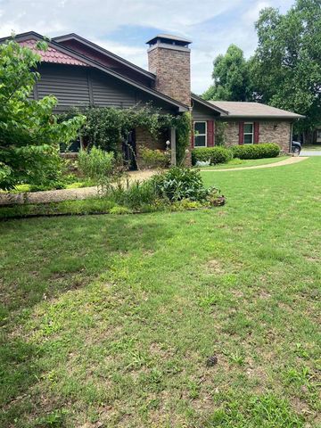 1400 Pickering DR Drive, Little Rock, AR 72211