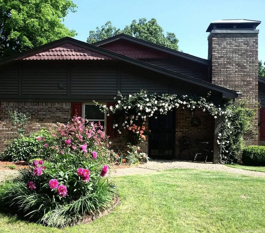1400 Pickering DR Drive, Little Rock, AR 72211