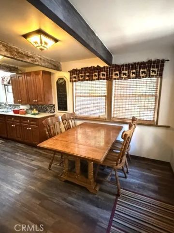 31858 Hollow Way, Running Springs, CA 92382