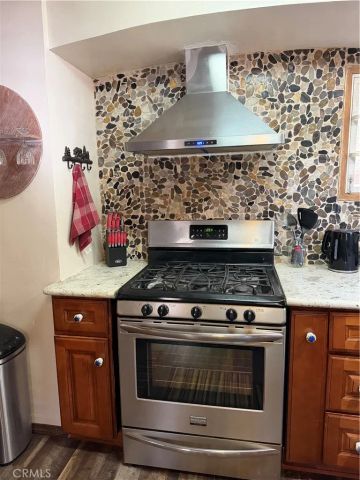 31858 Hollow Way, Running Springs, CA 92382