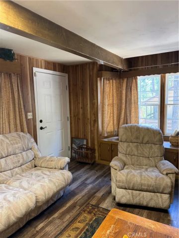 31858 Hollow Way, Running Springs, CA 92382