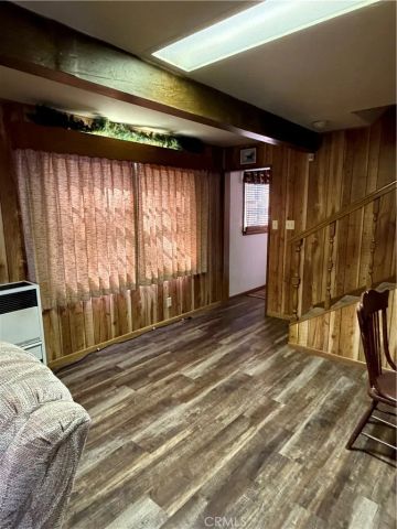 31858 Hollow Way, Running Springs, CA 92382