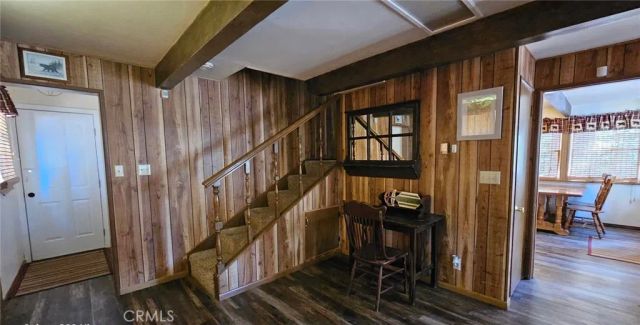 31858 Hollow Way, Running Springs, CA 92382