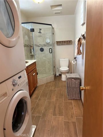 31858 Hollow Way, Running Springs, CA 92382