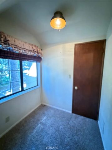 31858 Hollow Way, Running Springs, CA 92382