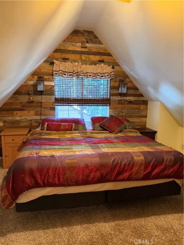 31858 Hollow Way, Running Springs, CA 92382