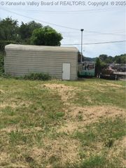 559 Greenway Avenue, South Charleston, WV 25309