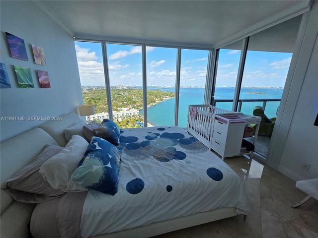 601 NE 36th St 2407, Miami, FL 33137