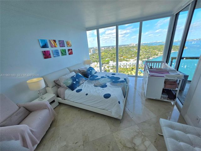 601 NE 36th St 2407, Miami, FL 33137