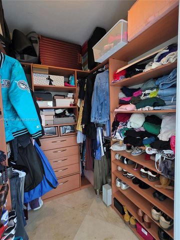 601 NE 36th St 2407, Miami, FL 33137