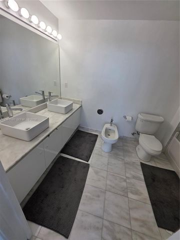 601 NE 36th St 2407, Miami, FL 33137