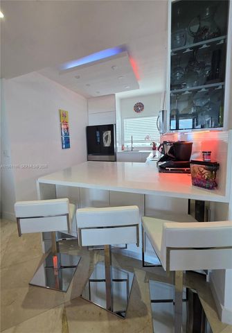 601 NE 36th St 2407, Miami, FL 33137