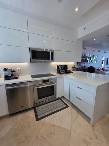 601 NE 36th St 2407, Miami, FL 33137