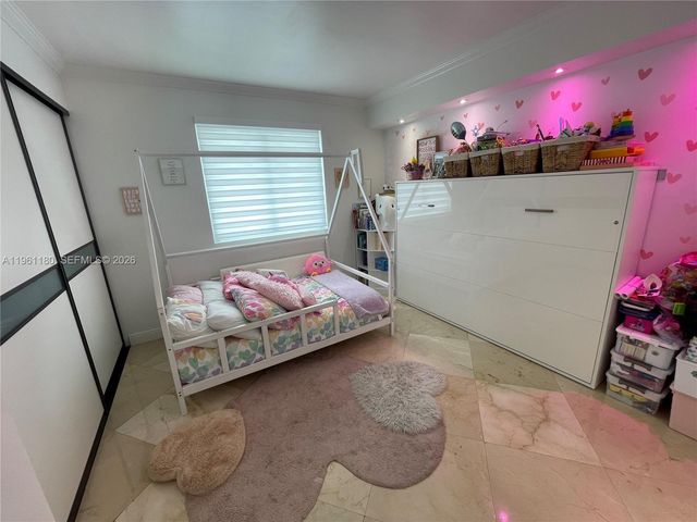 601 NE 36th St 2407, Miami, FL 33137