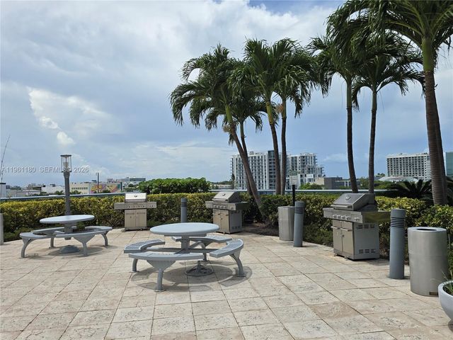 601 NE 36th St 2407, Miami, FL 33137