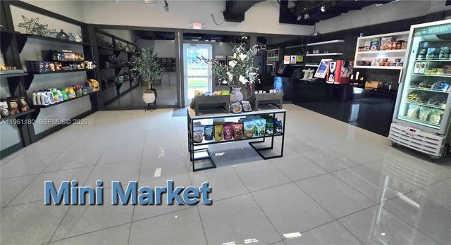 601 NE 36th St 2407, Miami, FL 33137