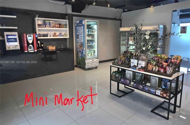 601 NE 36th St 2407, Miami, FL 33137