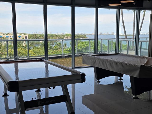 601 NE 36th St 2407, Miami, FL 33137