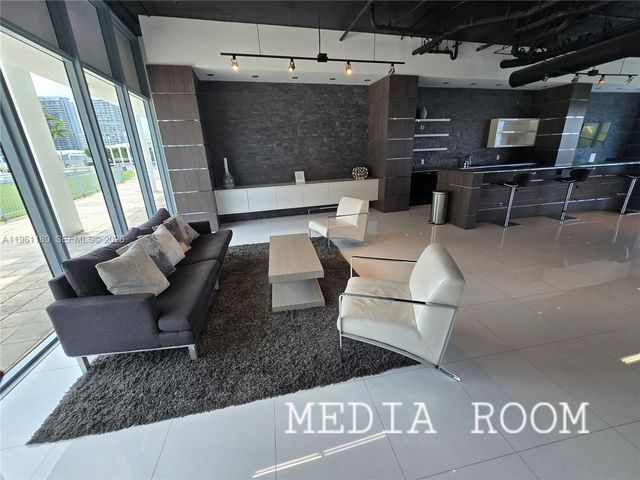 601 NE 36th St 2407, Miami, FL 33137