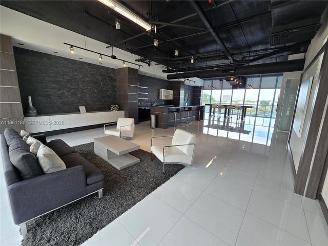 601 NE 36th St 2407, Miami, FL 33137