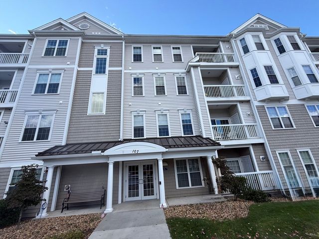 107 Clocktower Dr 207, Waltham, MA 02452