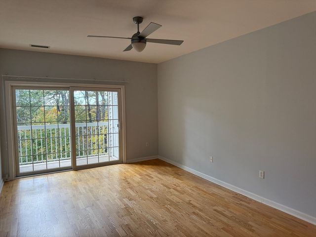 107 Clocktower Dr 207, Waltham, MA 02452