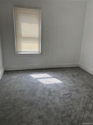 12481 Mendota Street, Detroit, MI 48204