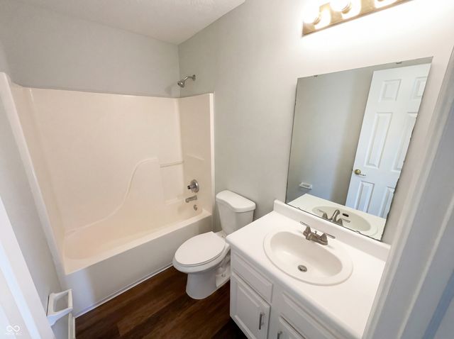 10035 Plantana Boulevard, Fishers, IN 46038